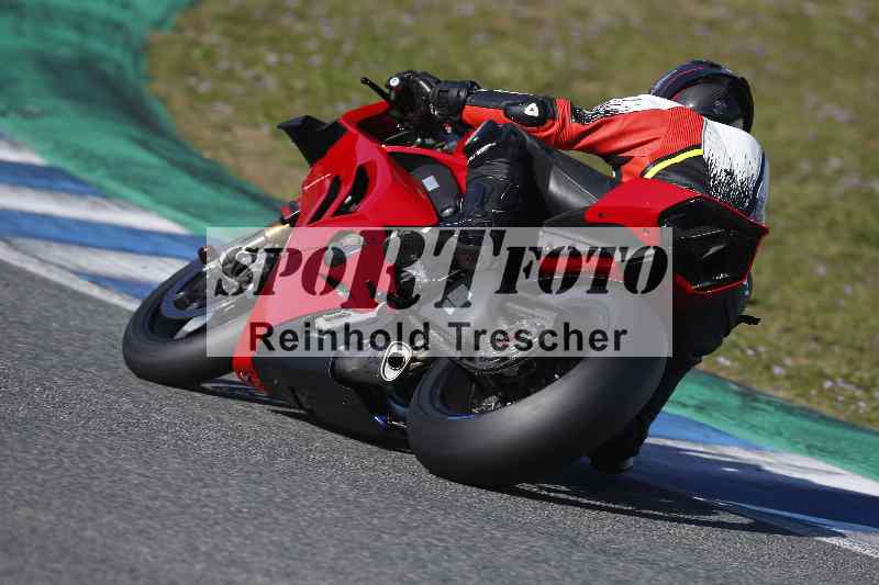 /Archiv-2024/02 29.01.-02.02.2024 Moto Center Thun Jerez/Gruppe blau-blue/backside